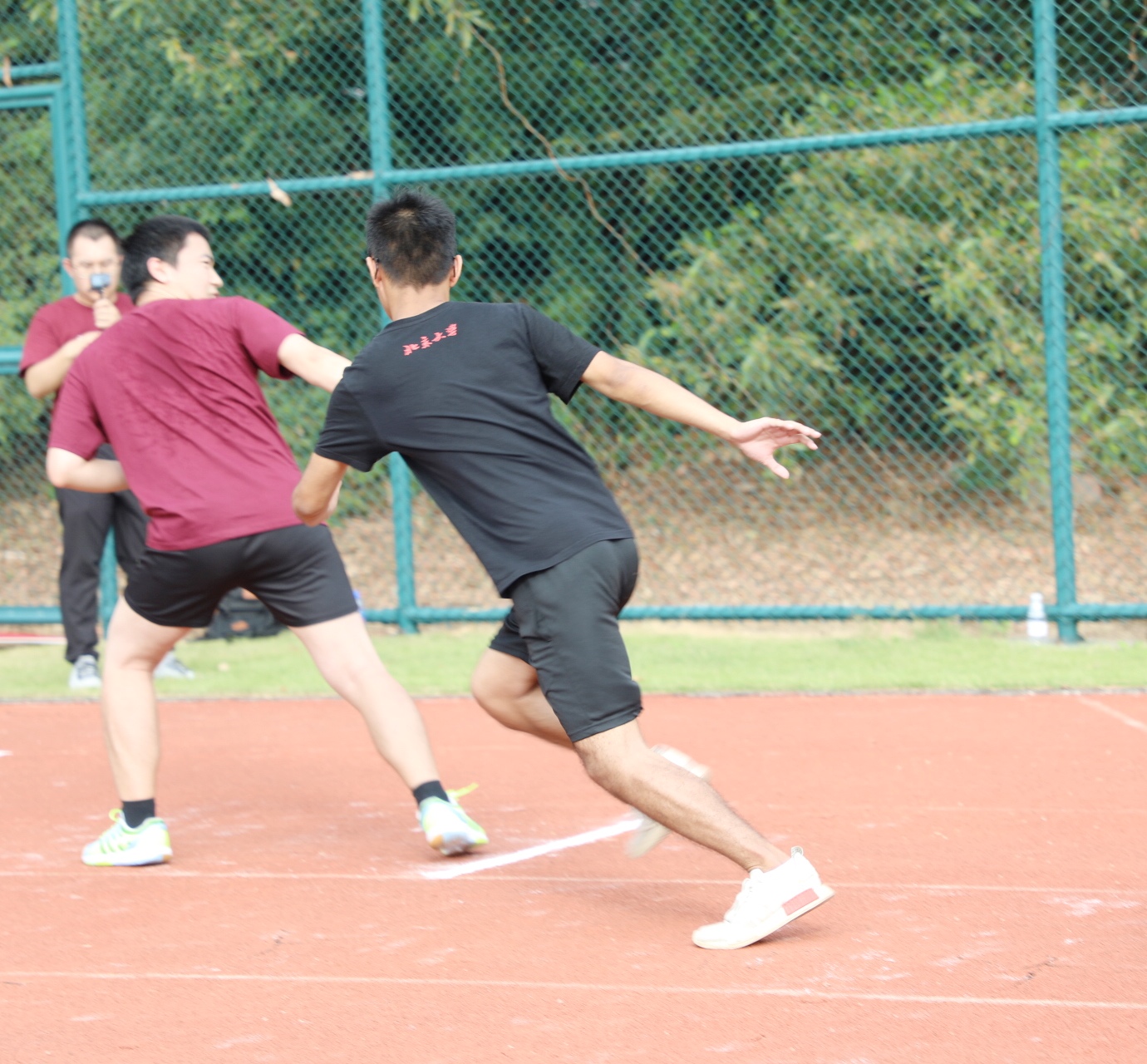 1606376436874350.jpg 接力2.jpg